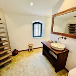 Esden & Adjoined Outbuilding - Sea View, Swimming Pool, Air Conditioning, Absolute Calm, 5000 M2 Land Villa