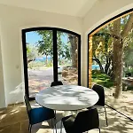 Villa Esden & Adjoined Outbuilding - Sea View, Swimming Pool, Air Conditioning, Absolute Calm, 5000 M2 Land *