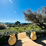 Villa Esden & Adjoined Outbuilding - Sea View, Swimming Pool, Air Conditioning, Absolute Calm, 5000 M2 Land