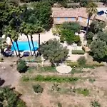 Esden & Adjoined Outbuilding - Sea View, Swimming Pool, Air Conditioning, Absolute Calm, 5000 M2 Land La Ciotat