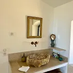 Esden & Adjoined Outbuilding - Sea View, Swimming Pool, Air Conditioning, Absolute Calm, 5000 M2 Land *