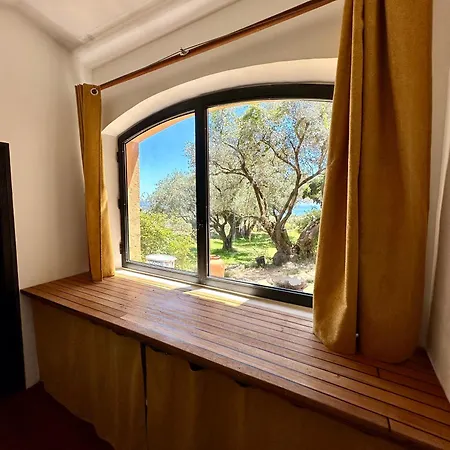 Esden & Adjoined Outbuilding - Sea View, Swimming Pool, Air Conditioning, Absolute Calm, 5000 M2 Land لا سيوتا